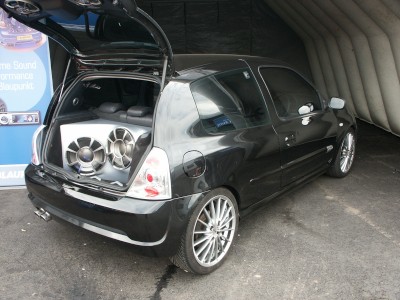 Renault Clio : click to zoom picture.